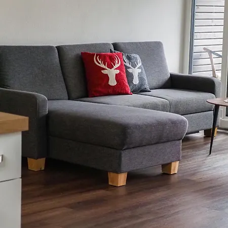 Auf Der Hoeh Apartman *
